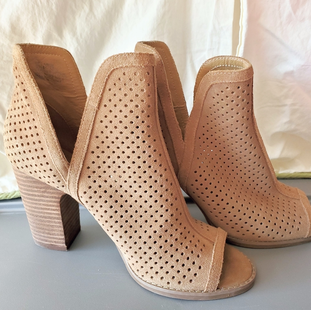 Lucky Brand Tan Leather Open Toe Bootie 8.5m